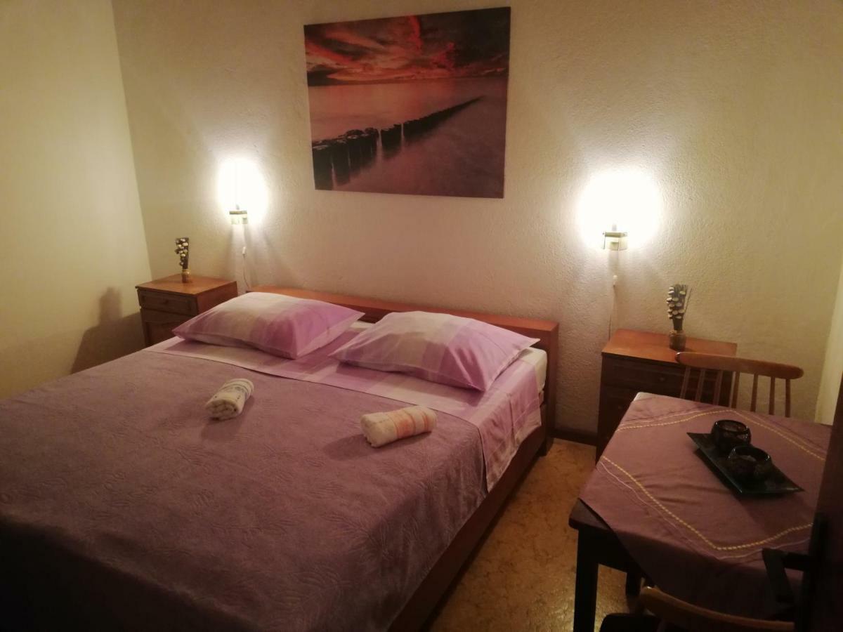 Vacation Home Mirjana Seget Vranjica Εξωτερικό φωτογραφία