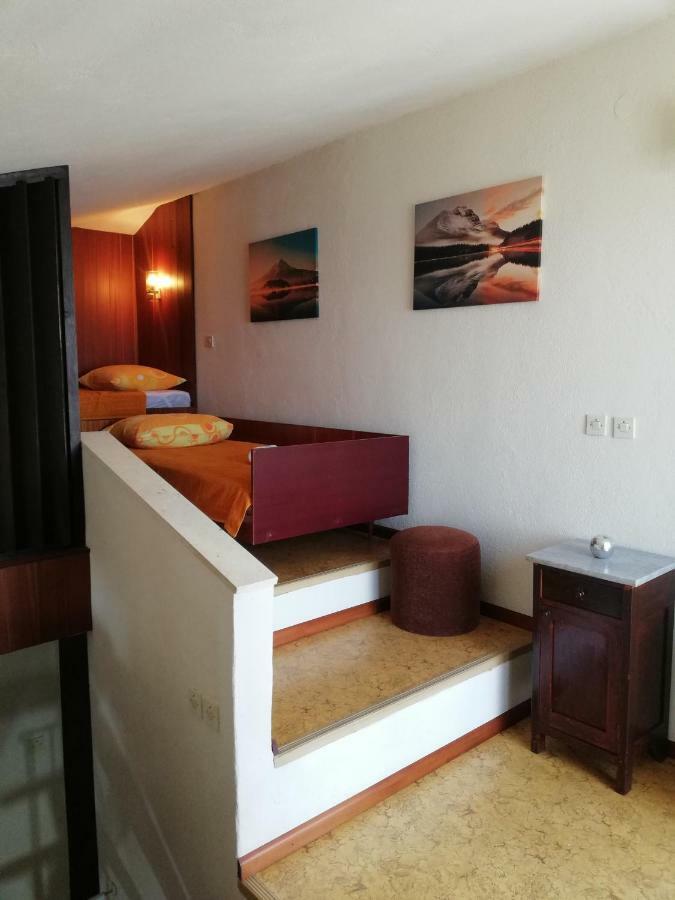 Vacation Home Mirjana Seget Vranjica Εξωτερικό φωτογραφία